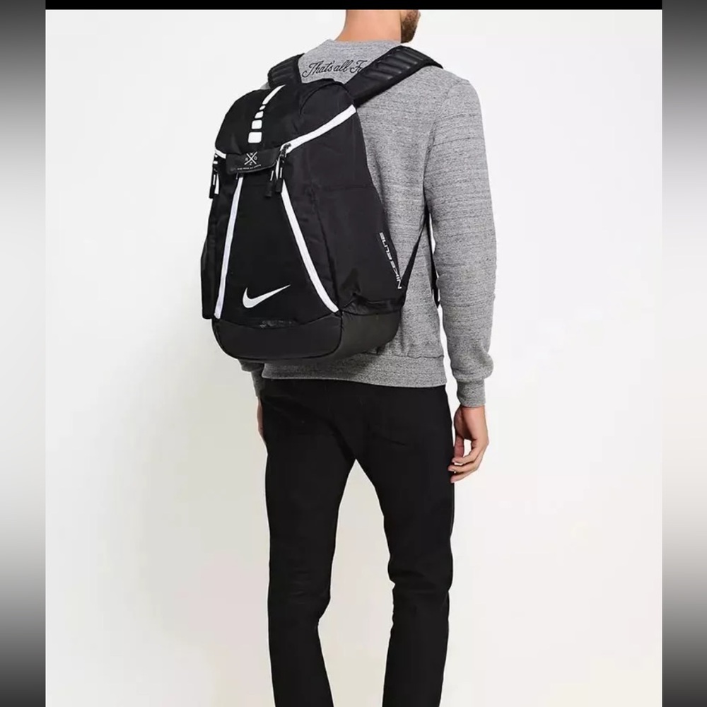 Nike Elite Quad Zip Backpack